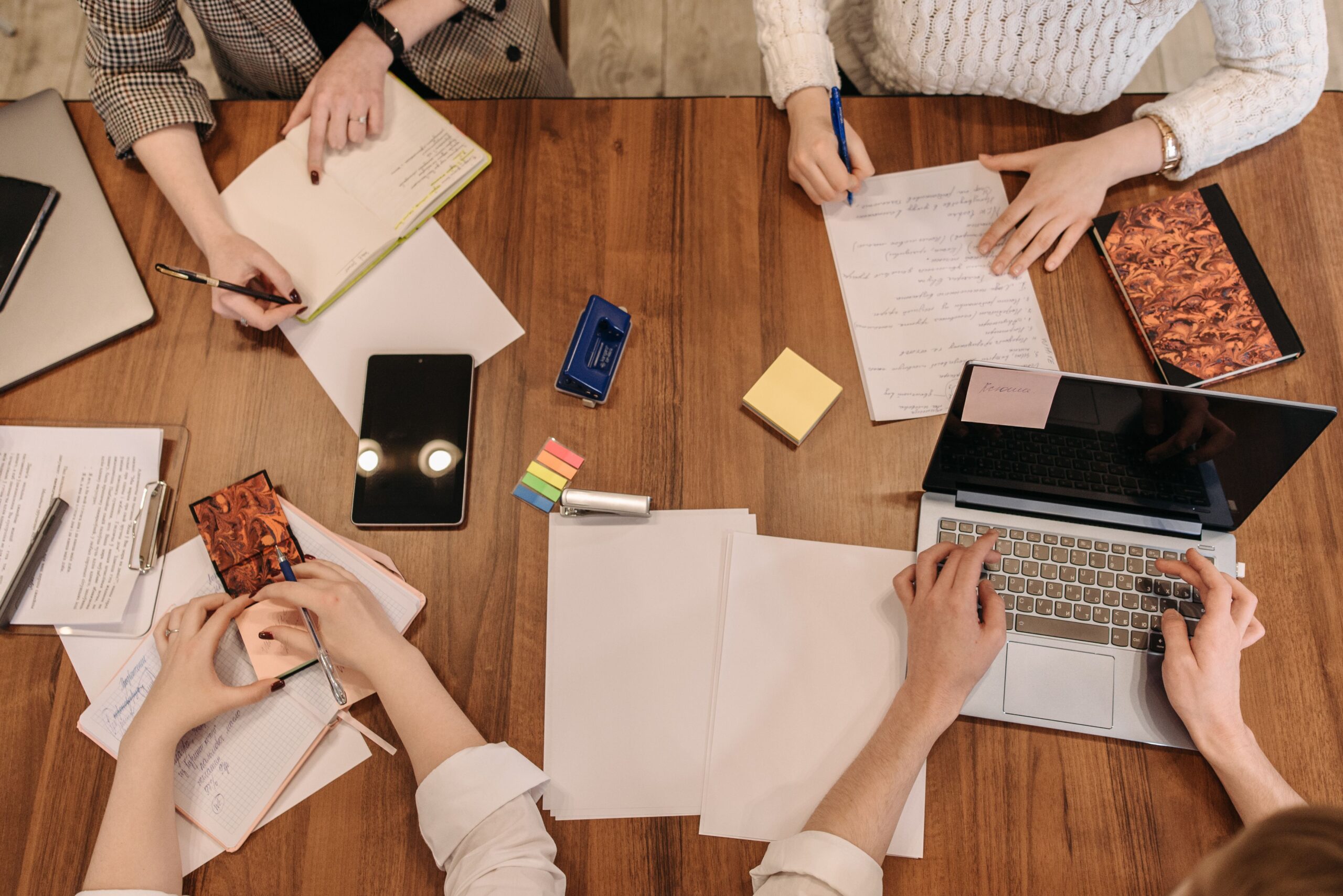 Cidadania e desenvolvimento: dilemas atuais para trabalhar no Ensino Secundário